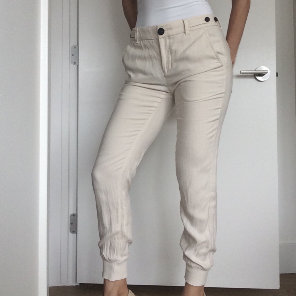 Vince Cream jogger pants